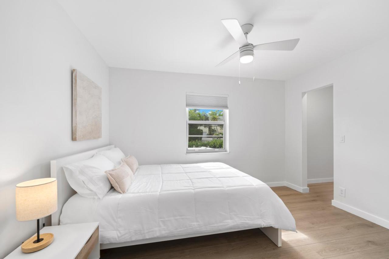 M Lake Worth Beach: Modern Villas with Retro Charm Near Palm Beach Exterior photo