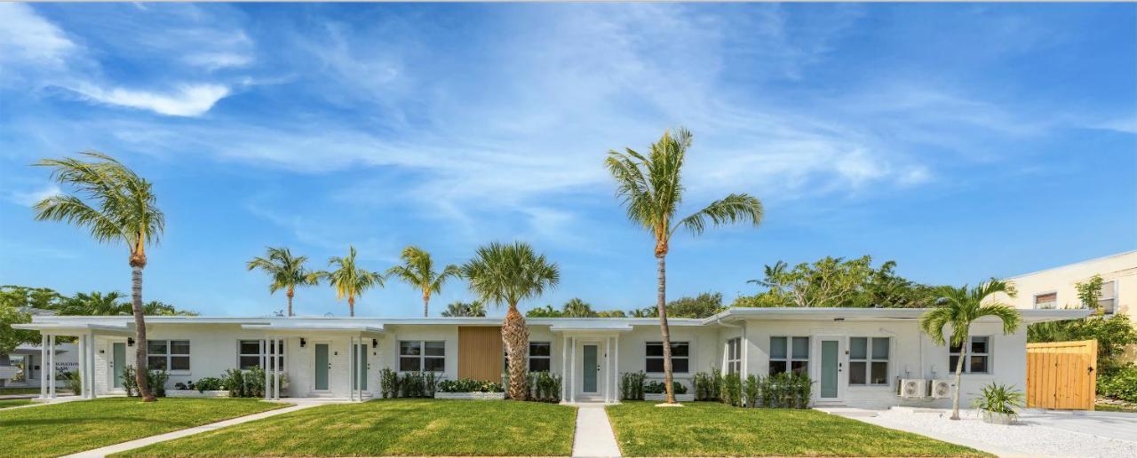 M Lake Worth Beach: Modern Villas with Retro Charm Near Palm Beach Exterior photo