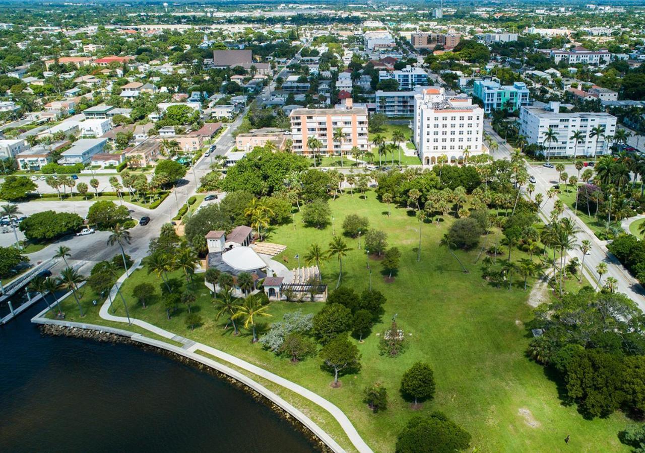 M Lake Worth Beach: Modern Villas with Retro Charm Near Palm Beach Exterior photo
