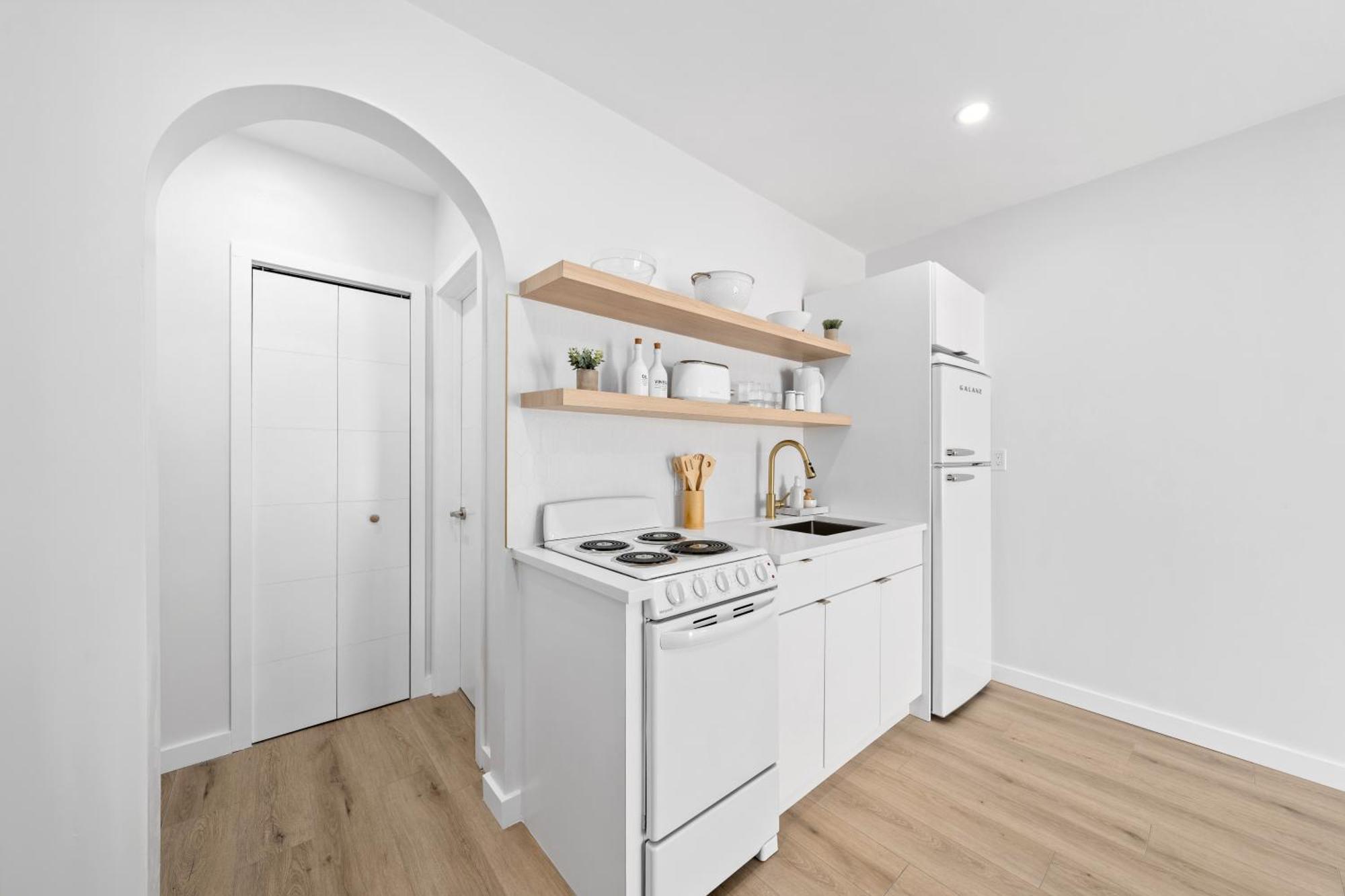 M Lake Worth Beach: Modern Villas with Retro Charm Near Palm Beach Exterior photo
